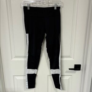 Onzie Black and White Athletic Leggings